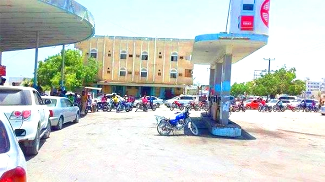 أرخبيل سقطرى.. ارتفاع حاد في أسعار المشتقات النفطية